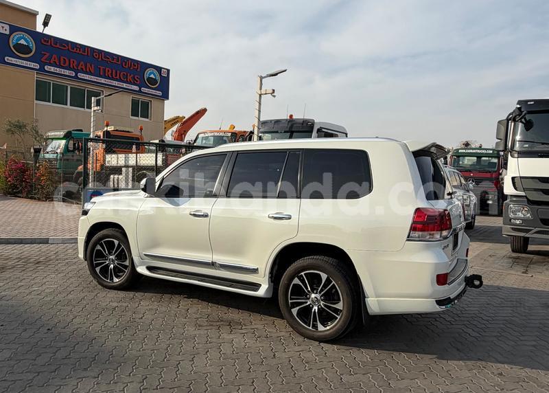 Big with watermark toyota land cruiser uganda import dubai 24831