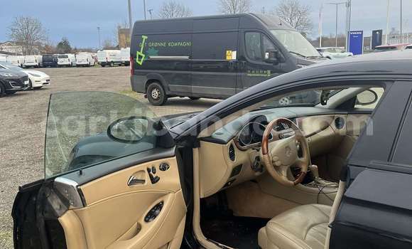 Buy Used Mercedes‒Benz CLS–Class Black Car in Adjumani in Northern Buy Used Mercedes‒Benz CLS–Class Black Car in Adjumani in Northern