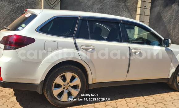 Buy Used Subaru Outback White Car in Kampala in Uganda Buy Used Subaru Outback White Car in Kampala in Uganda