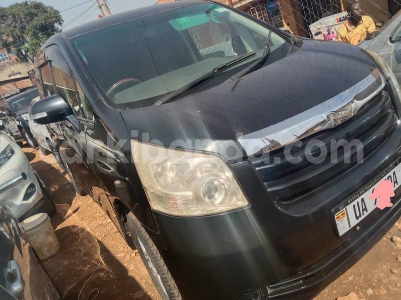 Big with watermark toyota noah uganda kampala 24850
