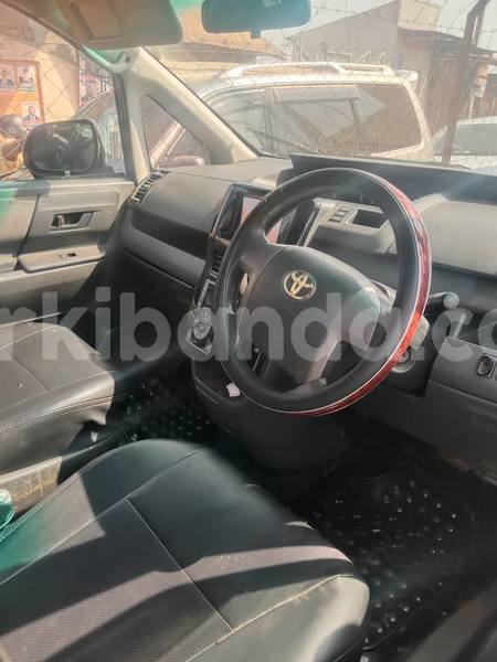 Big with watermark toyota noah uganda kampala 24850