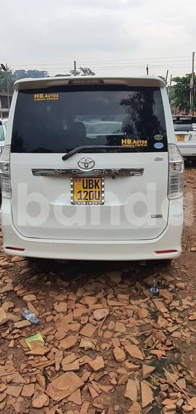 Big with watermark toyota noah uganda kampala 24854