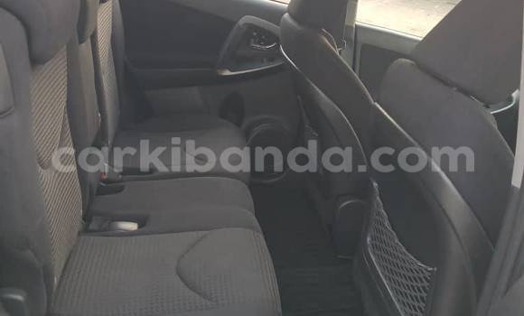 Buy Used Toyota Vanguard White Car in Kampala in Uganda Buy Used Toyota Vanguard White Car in Kampala in Uganda