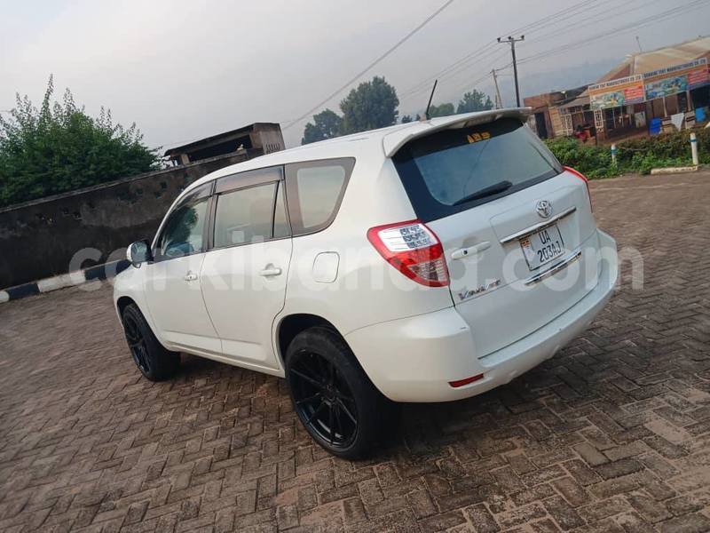 Big with watermark toyota vanguard uganda kampala 24858