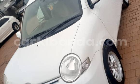 Buy Used Toyota Sienta White Car in Kampala in Uganda Buy Used Toyota Sienta White Car in Kampala in Uganda