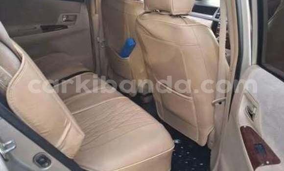 Gura Yakoze Toyota Spacio Other Imodoka i Kampala mu Uganda Gura Yakoze Toyota Spacio Other Imodoka i Kampala mu Uganda