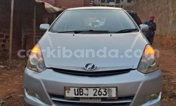 Gura Yakoze Toyota Wish Other Imodoka i Kampala mu Uganda Gura Yakoze Toyota Wish Other Imodoka i Kampala mu Uganda