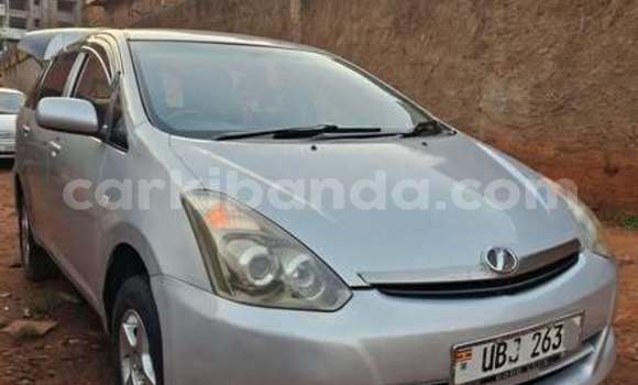 Gura Yakoze Toyota Wish Other Imodoka i Kampala mu Uganda Gura Yakoze Toyota Wish Other Imodoka i Kampala mu Uganda