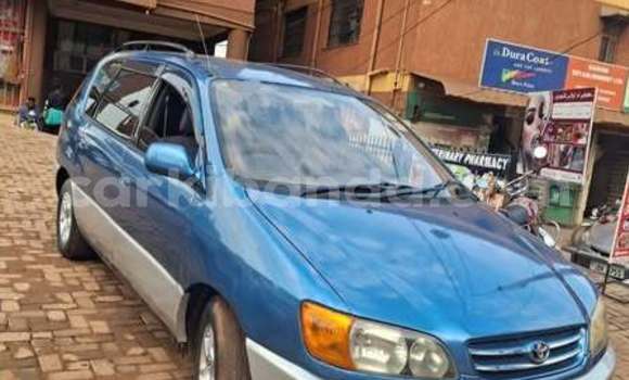 Gura Yakoze Toyota Ipsum Other Imodoka i Kampala mu Uganda Gura Yakoze Toyota Ipsum Other Imodoka i Kampala mu Uganda