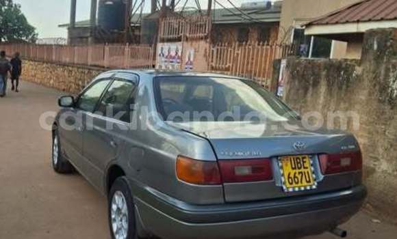 Gura Yakoze Toyota Premio Other Imodoka i Kampala mu Uganda Gura Yakoze Toyota Premio Other Imodoka i Kampala mu Uganda