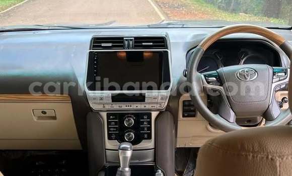 Buy Used Land Rover Discovery Other Car in Kampala in Uganda Buy Used Land Rover Discovery Other Car in Kampala in Uganda