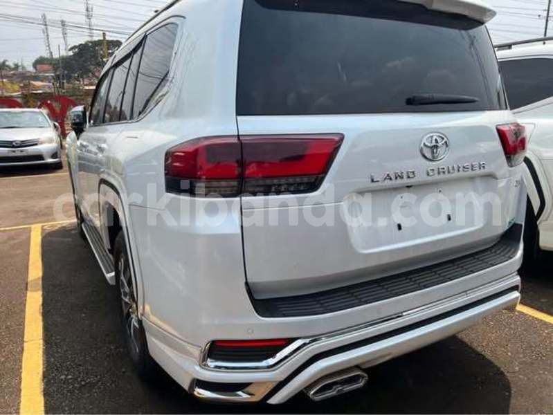 Big with watermark toyota land cruiser uganda kampala 24931