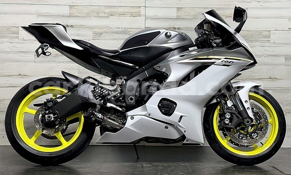 Buy Used Yamaha SR White Bike in Adjumani in Northern Buy Used Yamaha SR White Bike in Adjumani in Northern