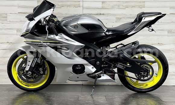 Buy Used Yamaha SR White Bike in Adjumani in Northern Buy Used Yamaha SR White Bike in Adjumani in Northern