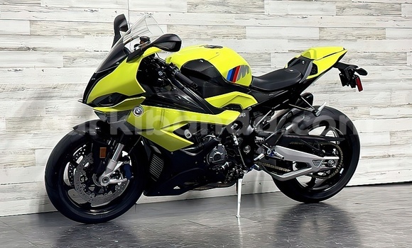 Buy Used BMW M2 Red Car in Import - Dubai in Uganda Buy Used BMW M2 Red Car in Import - Dubai in Uganda