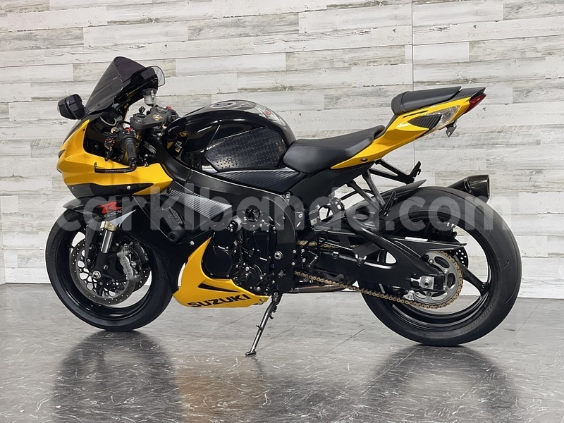 Big with watermark suzuki gsx s uganda kampala 24939