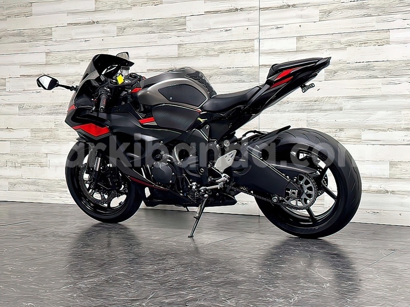 Big with watermark kawasaki ninja zx 9r uganda kampala 24940