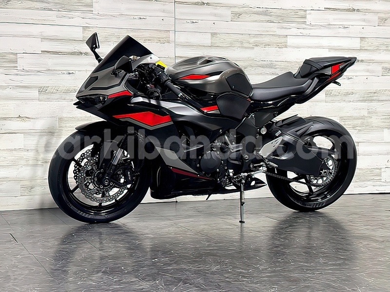 Big with watermark kawasaki ninja zx 9r uganda kampala 24940