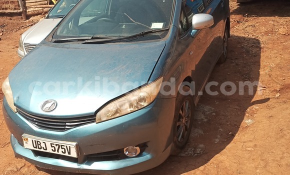 Nunua Ilio tumika Toyota Wish Bluu Gari ndani ya Kampala nchini Uganda Nunua Ilio tumika Toyota Wish Bluu Gari ndani ya Kampala nchini Uganda