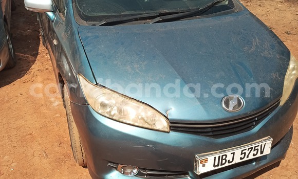 Nunua Ilio tumika Toyota Wish Bluu Gari ndani ya Kampala nchini Uganda Nunua Ilio tumika Toyota Wish Bluu Gari ndani ya Kampala nchini Uganda