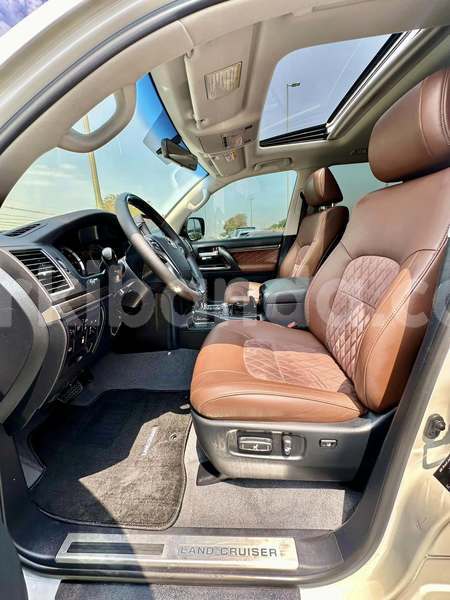 Big with watermark toyota land cruiser uganda hoima 24950