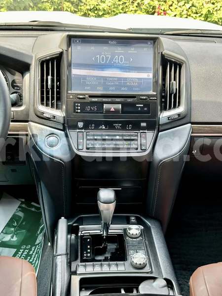 Big with watermark toyota land cruiser uganda hoima 24950
