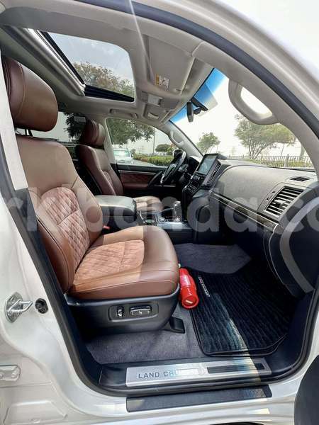 Big with watermark toyota land cruiser uganda hoima 24950