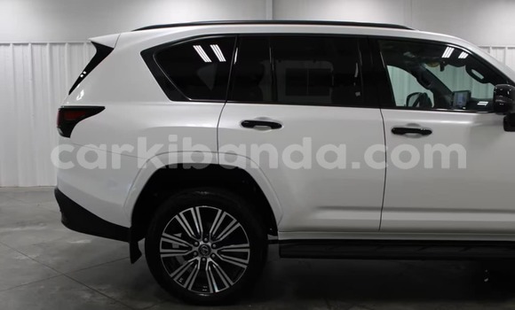 Buy Used Lexus LX White Car in Fort Portal in Uganda Buy Used Lexus LX White Car in Fort Portal in Uganda