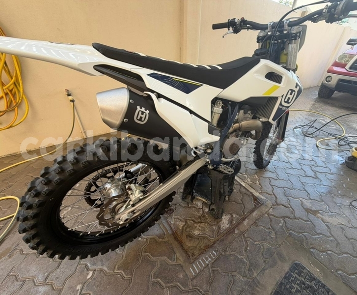 Big with watermark husqvarna fc uganda kampala 24960