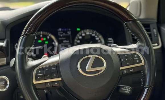 Nunua Ilio tumika Lexus LX 450 Nyeupe Gari ndani ya Kampala nchini Uganda Nunua Ilio tumika Lexus LX 450 Nyeupe Gari ndani ya Kampala nchini Uganda