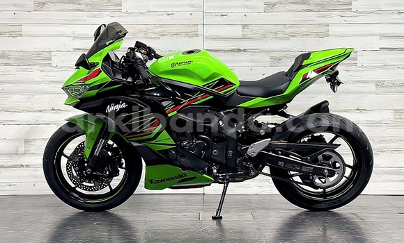 Buy Used Kawasaki Ninja Blue Bike in Wobulenzi in Central Buy Used Kawasaki Ninja Blue Bike in Wobulenzi in Central