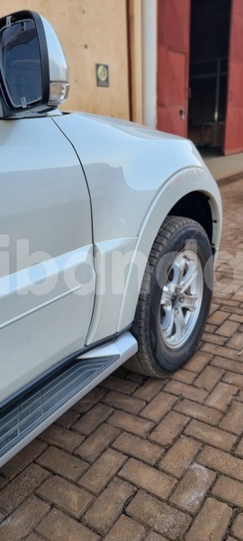 Big with watermark mitsubishi pajero uganda kampala 24972