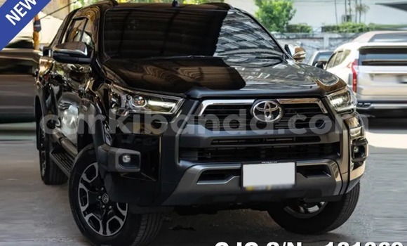 Buy Used Toyota Hiluxe Revo Black Car in Kampala in Uganda