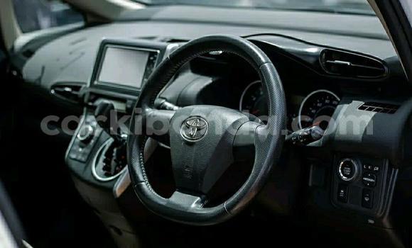 Nunua Ilio tumika Toyota Wish Nyingine Gari ndani ya Kampala nchini Uganda Nunua Ilio tumika Toyota Wish Nyingine Gari ndani ya Kampala nchini Uganda