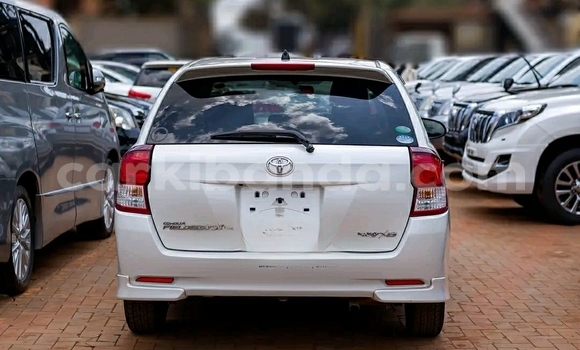 Nunua Ilio tumika Toyota Fielder Nyeupe Gari ndani ya Kampala nchini Uganda Nunua Ilio tumika Toyota Fielder Nyeupe Gari ndani ya Kampala nchini Uganda