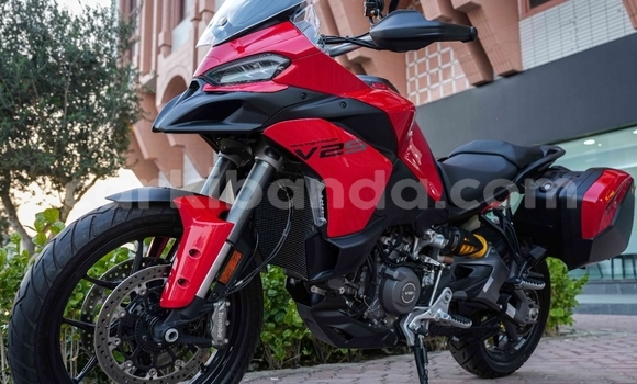 Acheter Occasion Moto Ducati Multistrada Rouge à Kampala, Ouganda