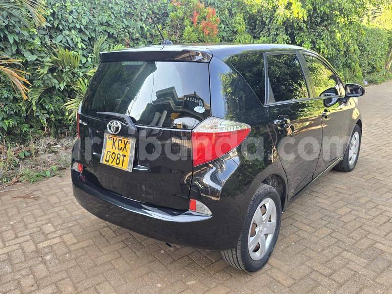 Big with watermark toyota ractis uganda kampala 25001