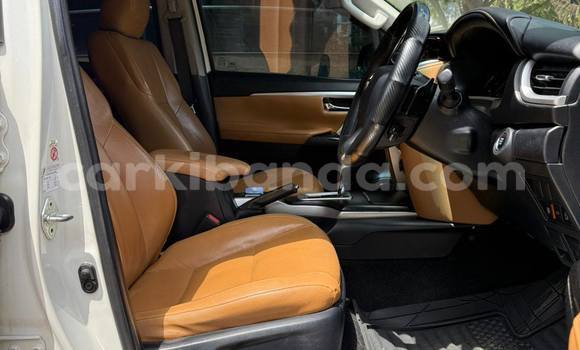 Buy Used Toyota Fortuner White Car in Kampala in Uganda Buy Used Toyota Fortuner White Car in Kampala in Uganda