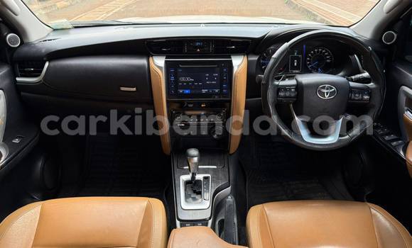 Buy Used Toyota Fortuner White Car in Kampala in Uganda Buy Used Toyota Fortuner White Car in Kampala in Uganda