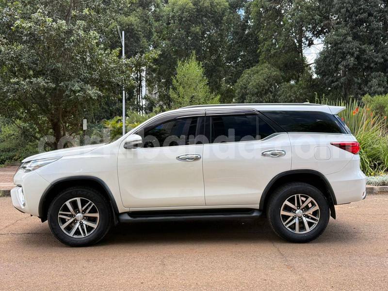 Big with watermark toyota fortuner uganda kampala 25002