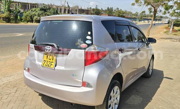 Gura Yakoze Toyota Ractis Other Imodoka i Kampala mu Uganda Gura Yakoze Toyota Ractis Other Imodoka i Kampala mu Uganda