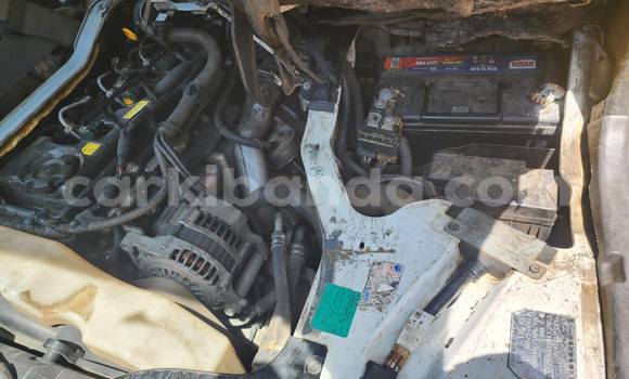 Gura Yakoze Nissan Caravan Other Imodoka i Kampala mu Uganda Gura Yakoze Nissan Caravan Other Imodoka i Kampala mu Uganda