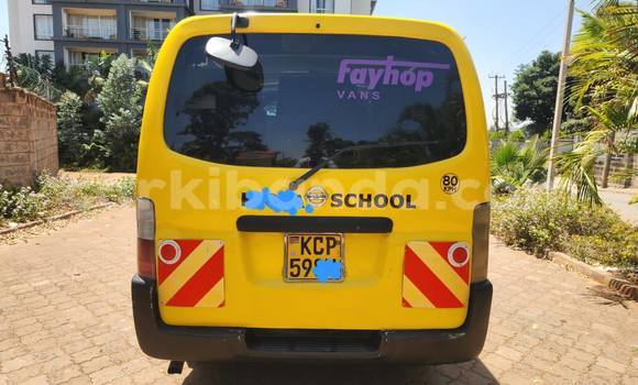 Gura Yakoze Nissan Caravan Other Imodoka i Kampala mu Uganda Gura Yakoze Nissan Caravan Other Imodoka i Kampala mu Uganda