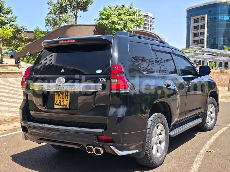 Big with watermark toyota prado uganda kampala 25009