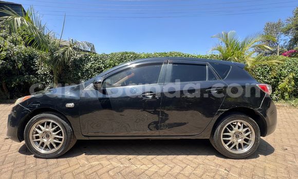 Gura Yakoze Mazda Axela Black Imodoka i Kampala mu Uganda Gura Yakoze Mazda Axela Black Imodoka i Kampala mu Uganda