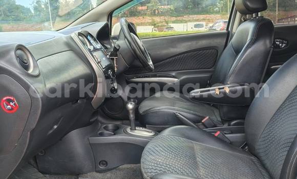 Gura Yakoze Nissan Note White Imodoka i Kampala mu Uganda Gura Yakoze Nissan Note White Imodoka i Kampala mu Uganda