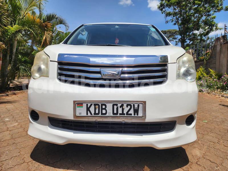 Big with watermark toyota noah uganda kampala 25015