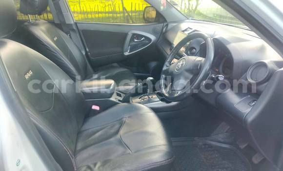 Buy Used Toyota RAV4 White Car in Kampala in Uganda Buy Used Toyota RAV4 White Car in Kampala in Uganda