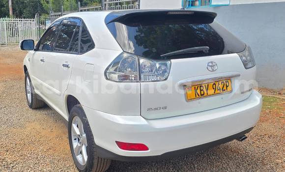 Buy Used Toyota Harrier White Car in Kampala in Uganda Buy Used Toyota Harrier White Car in Kampala in Uganda