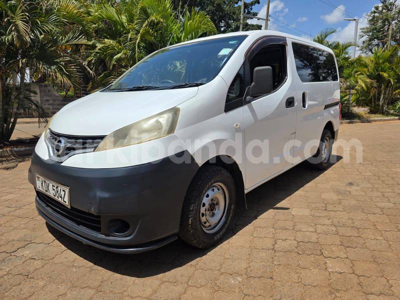Big with watermark nissan nv200 uganda kampala 25038